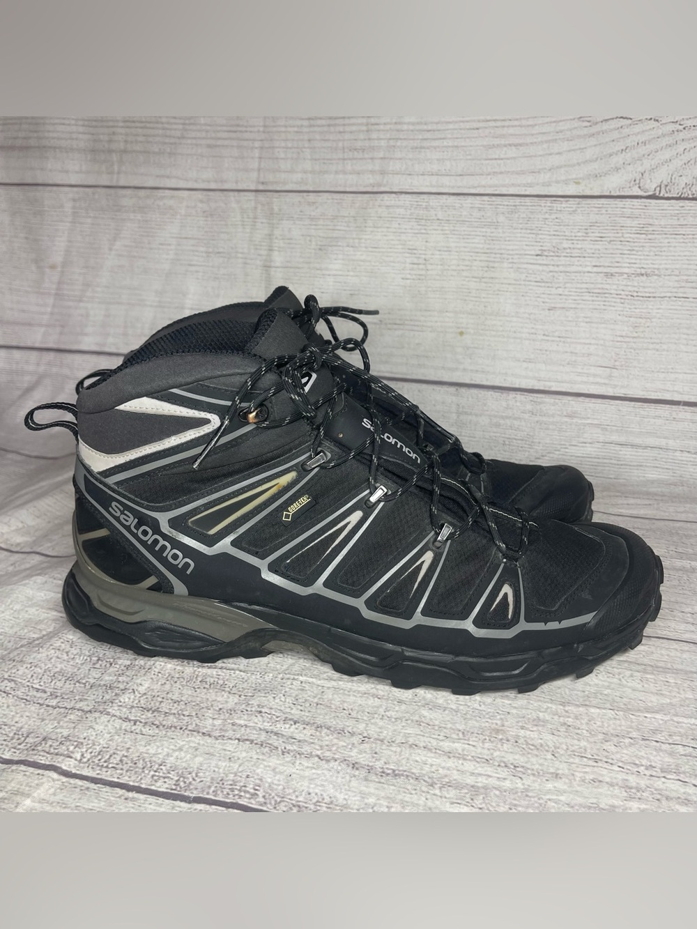 Salomon X Ultra 2 Mid Men’s 13 GTX Black Gortex Hiking Boots